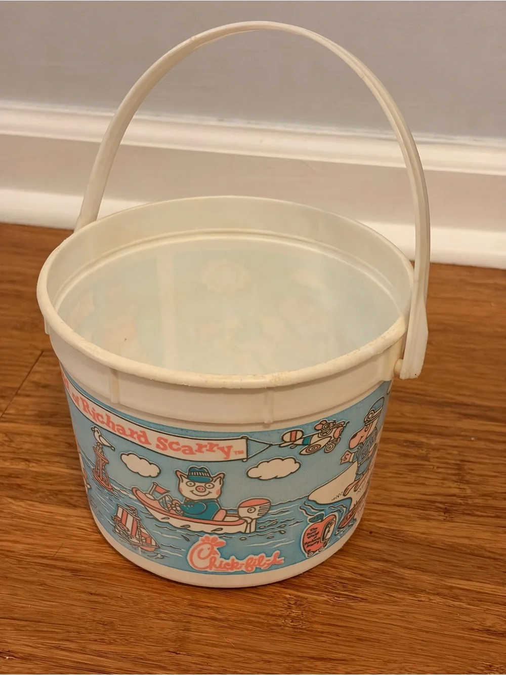 Chick-Fil-A Busy World of Richard Scarry 1993 Vintage Meal Bucket Pail 90s Kid